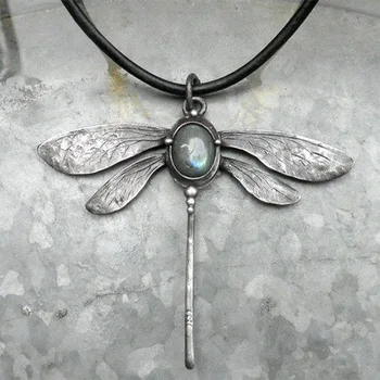 Senovinių Vabzdžių Dragonfly mėnulio akmuo Karoliai Moterų Mergina Žavesio Odos Virvę Choker Karoliai Hiphop Priedai